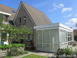 Anjo, Appartement op Ameland