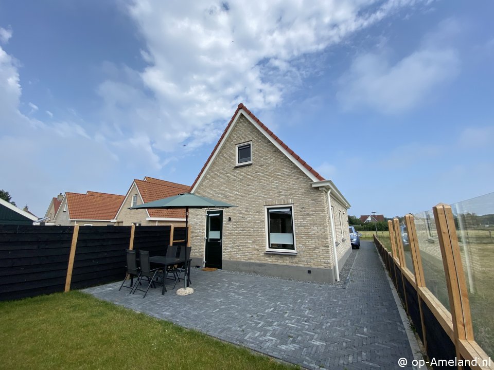 De Miede (Nes), Appartement op Ameland