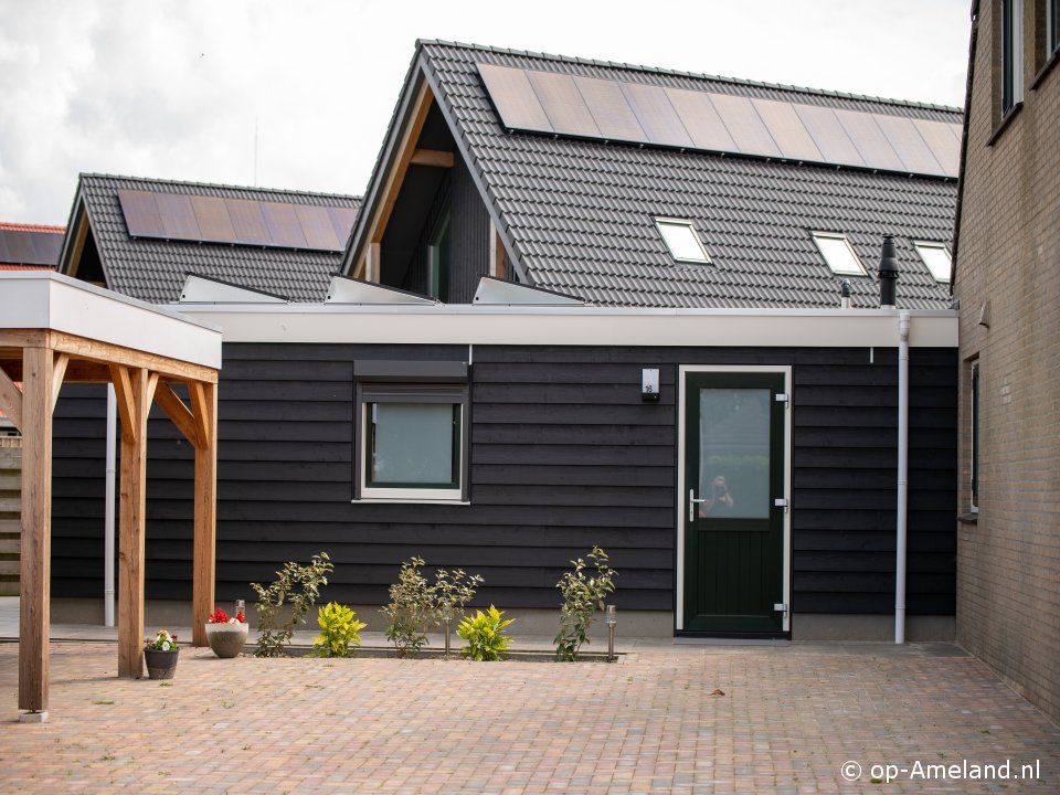 Duinzee (Nes), Appartement op Ameland