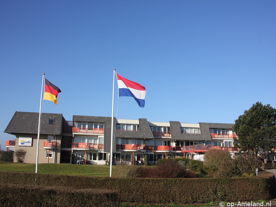 Oostduin, Rookvrije vakantieverblijven op Ameland