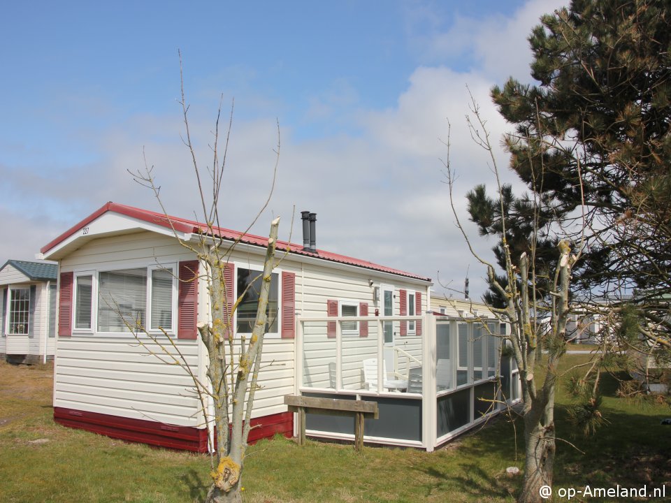 Bij Ons 227, Chalets op Ameland