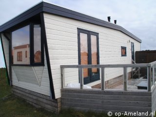 Insula Mare, Chalets op Ameland