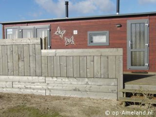 Overzee, Chalets op Ameland