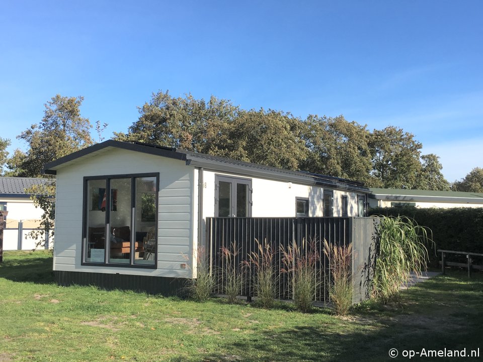 Zonnepr8, Chalets op Ameland