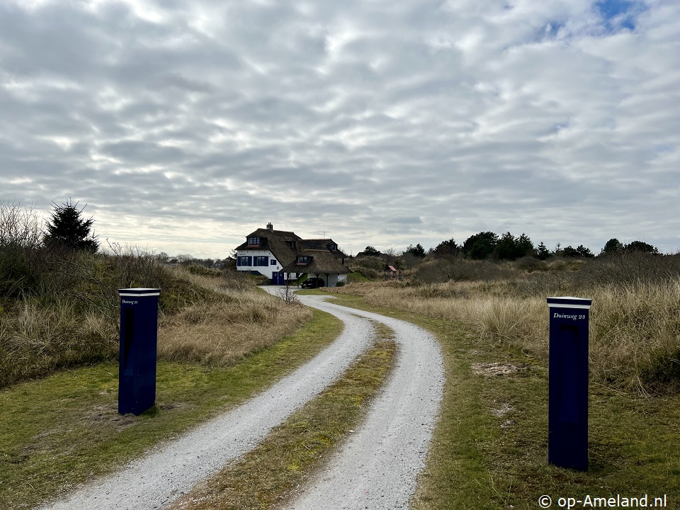 Caribe, Vakantiehuizen op Ameland