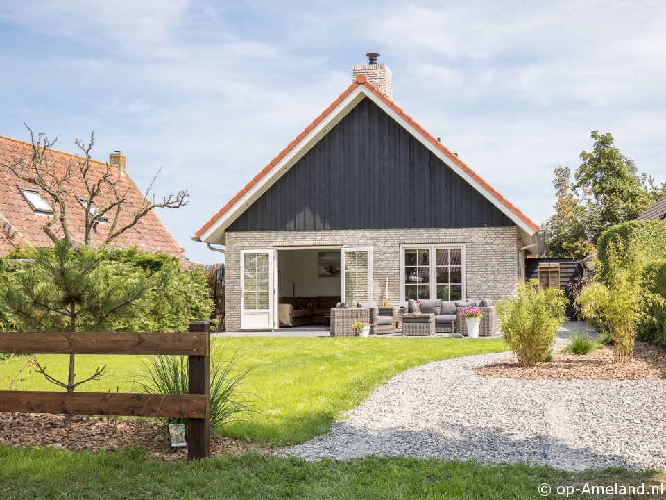 Chill, Vakantiehuizen op Ameland