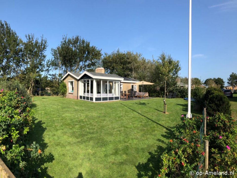 De Strandloper, Vakantiehuizen op Ameland